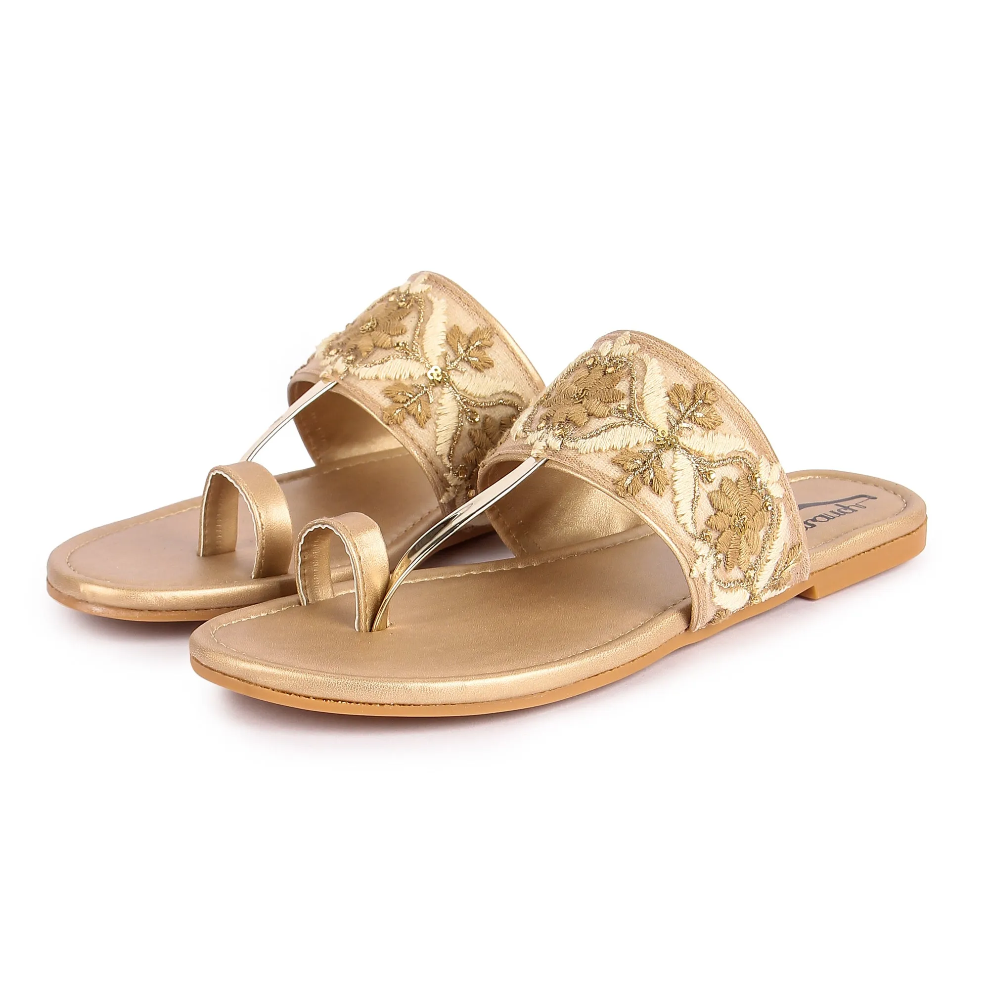 Brauch Women's Beige Embroidered Floral Flats