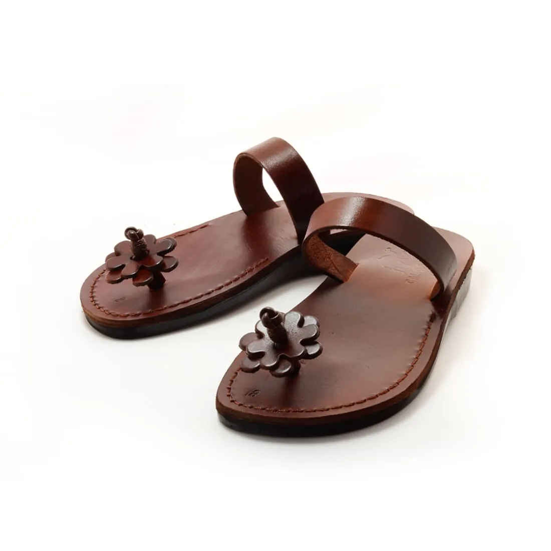 Hannah - Leather flower detail toe-stopper sandal