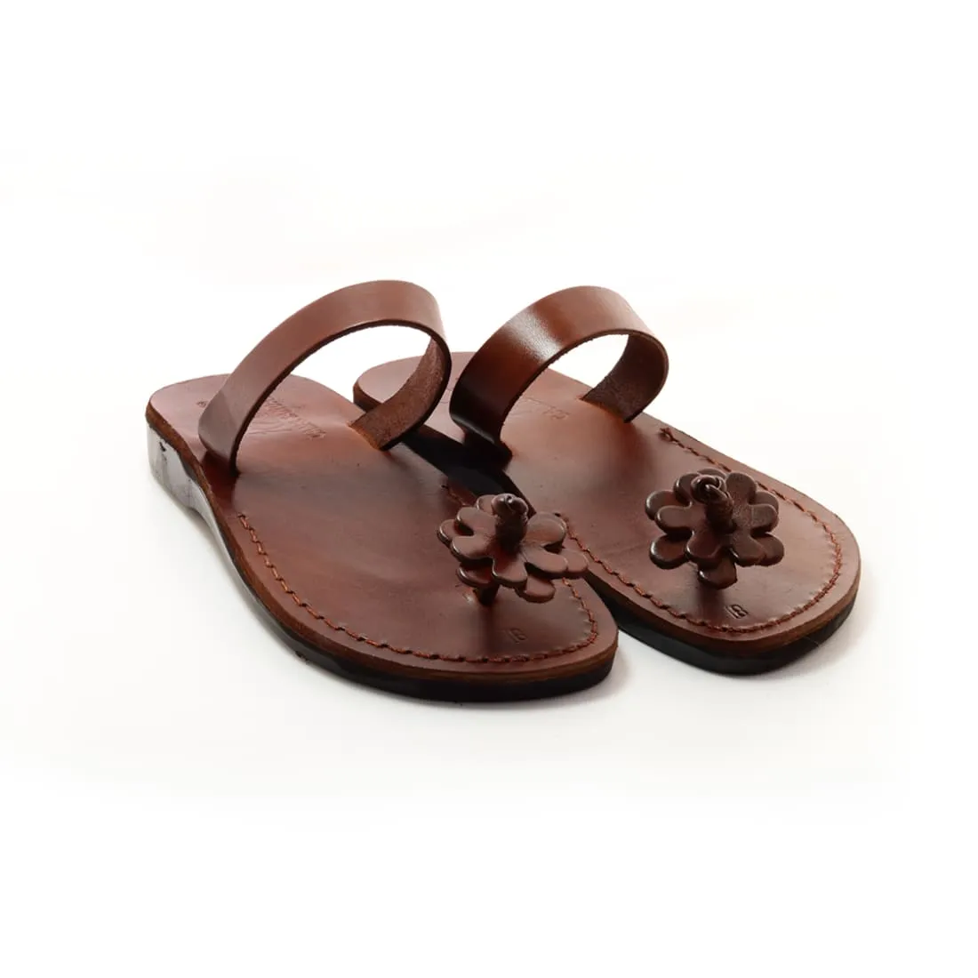 Hannah - Leather flower detail toe-stopper sandal