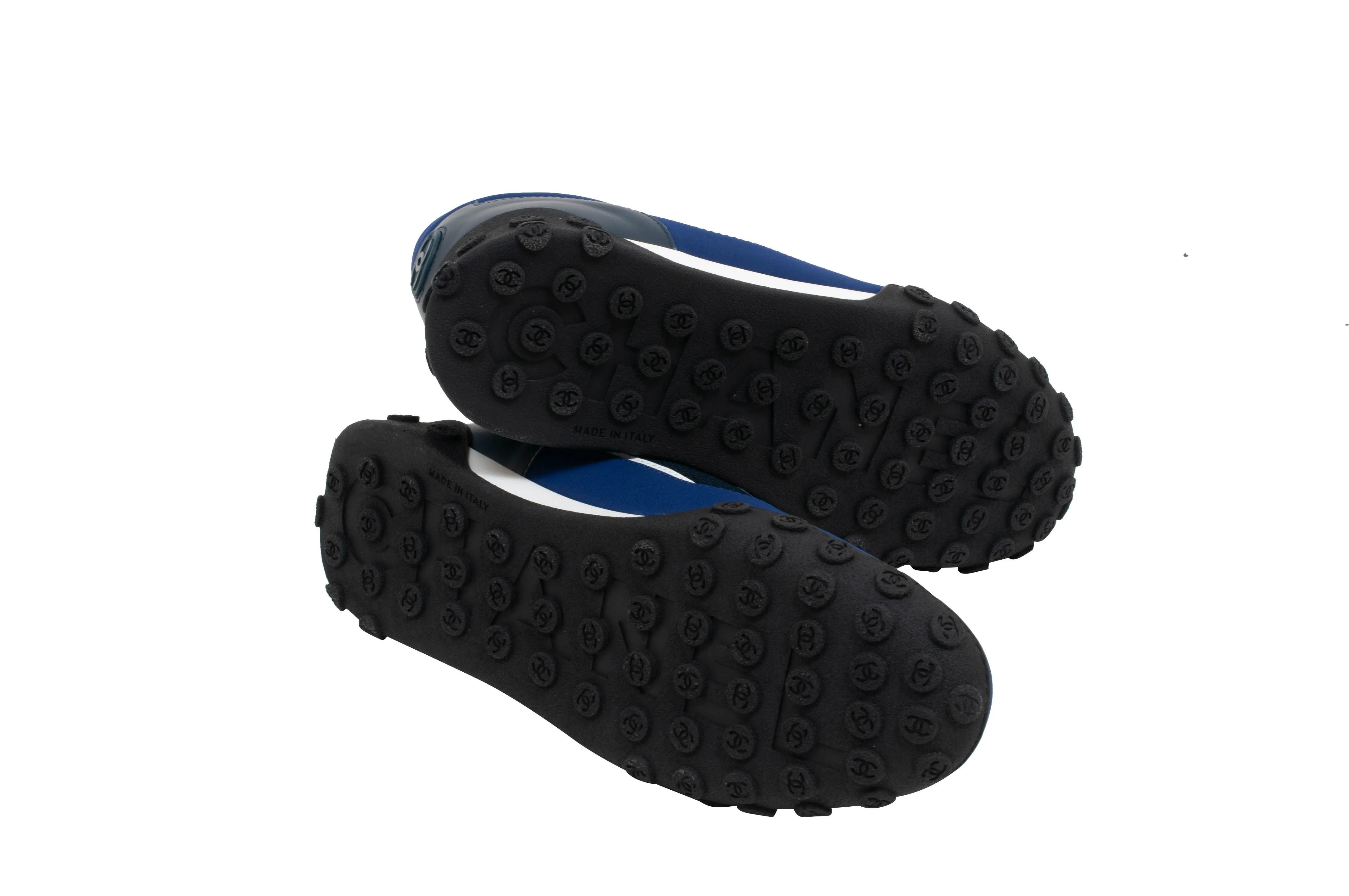 Low Top Trainers