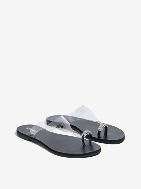 LUNA BLU Black Vinyl Strap Toe-Ring Sandals