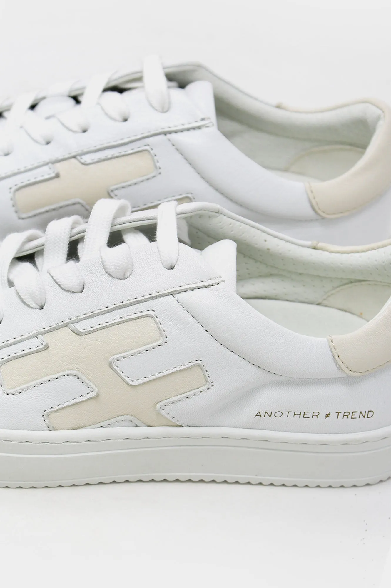 Paris Low Top Trainers | Beige