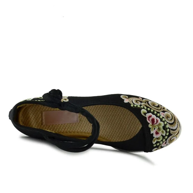 Women's Spring/Autumn Ankle Strap Denim Embroidered Flats